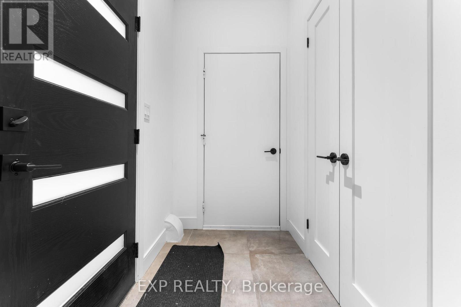 6365 Mcmicking Street, Niagara Falls, Ontario  L2J 1W8 - Photo 28 - X12475461