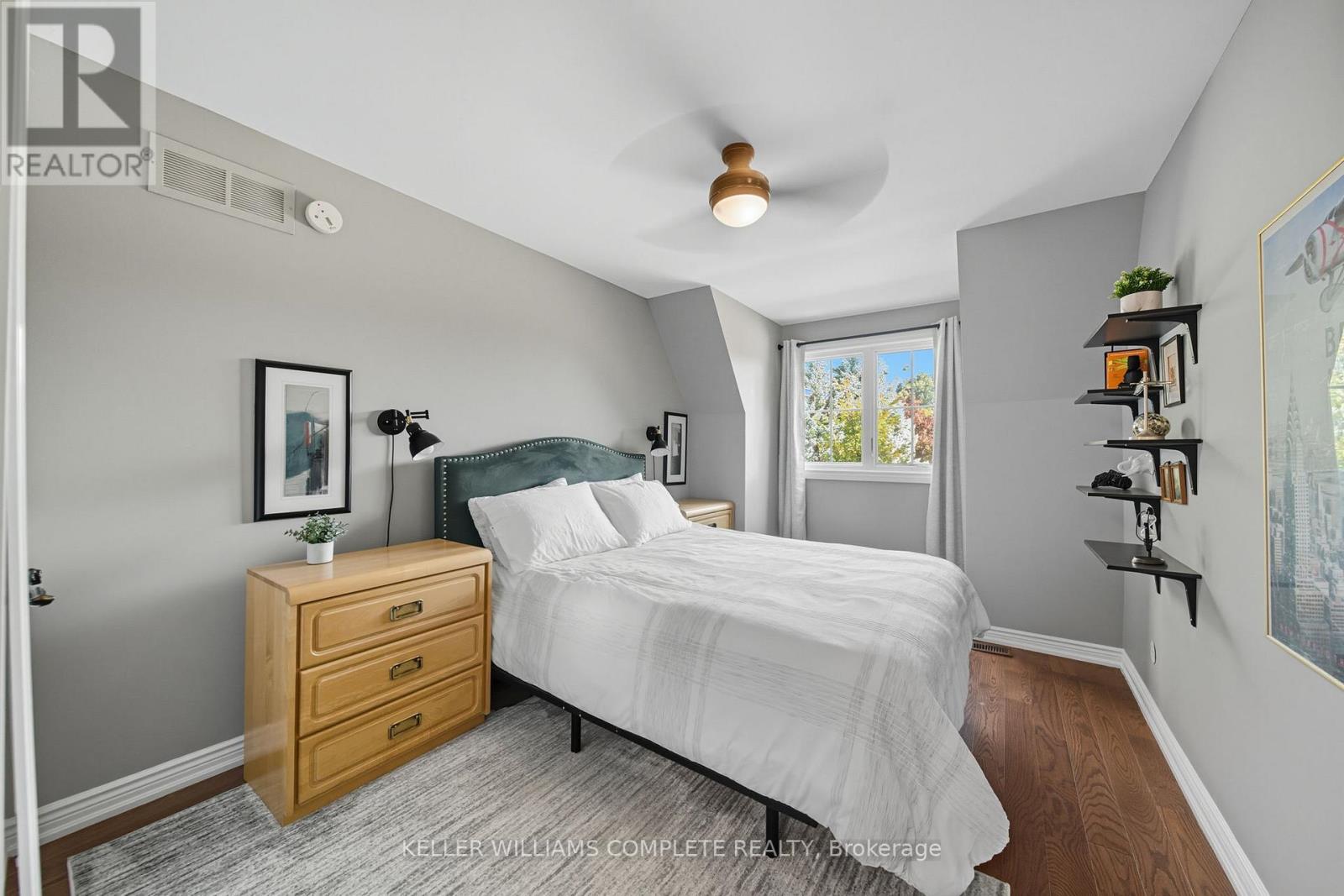 142 Meadowbrook Drive, Hamilton (Ancaster), Ontario  L9G 4S8 - Photo 36 - X12475495