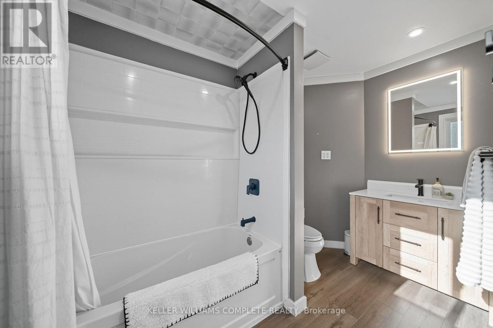 142 Meadowbrook Drive, Hamilton (Ancaster), Ontario  L9G 4S8 - Photo 41 - X12475495