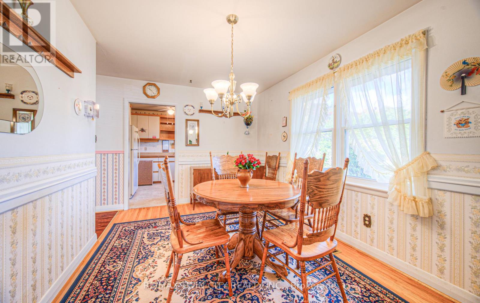 26 Culham Drive, Cambridge, Ontario  N1S 2G8 - Photo 10 - X12475525