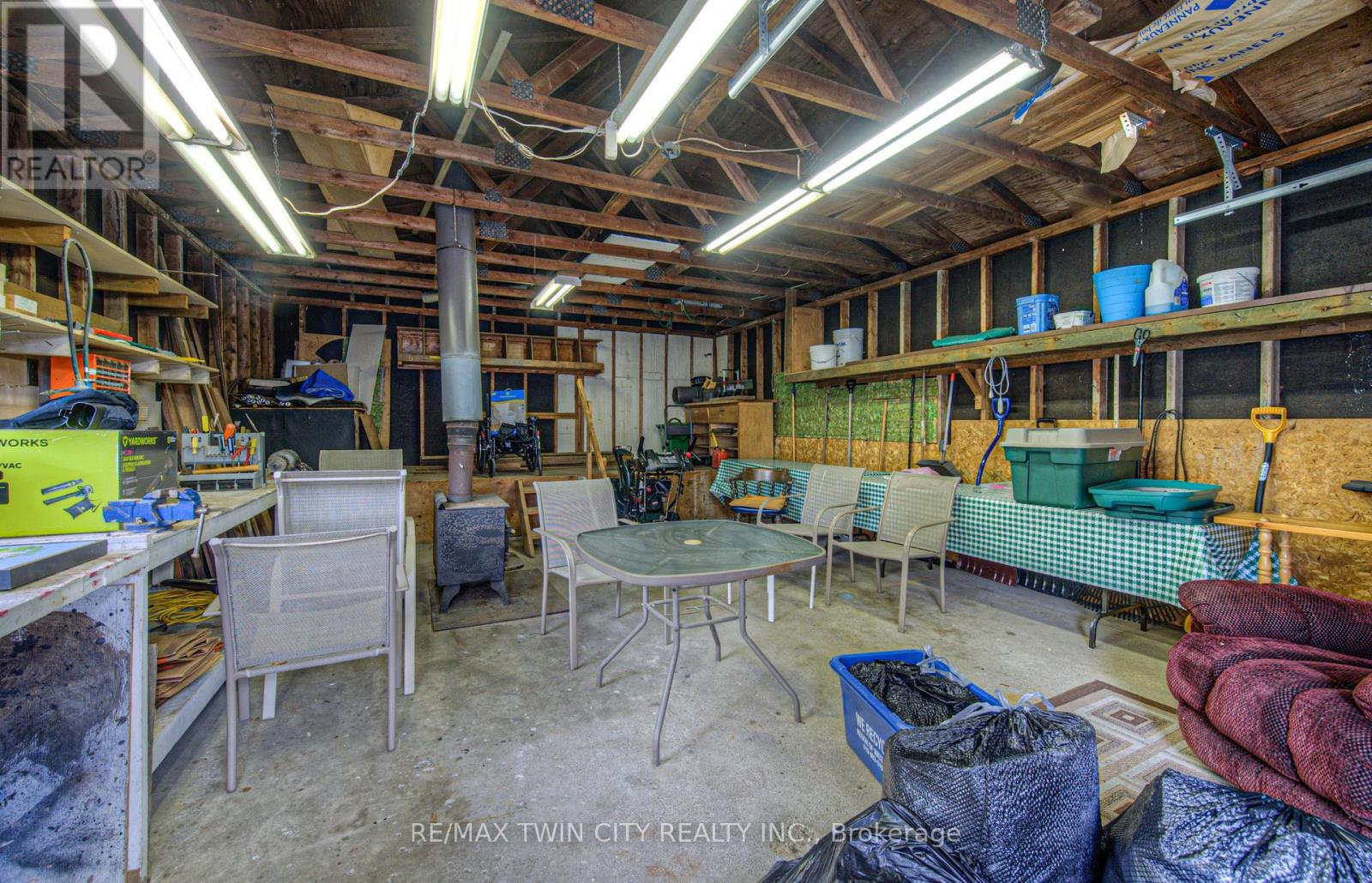 26 Culham Drive, Cambridge, Ontario  N1S 2G8 - Photo 33 - X12475525