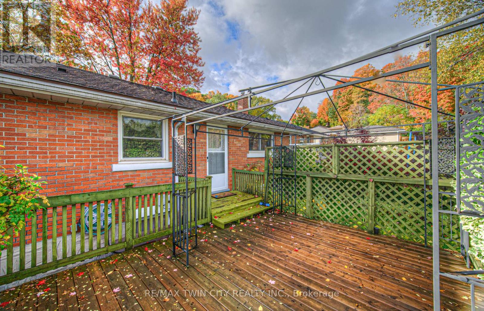 26 Culham Drive, Cambridge, Ontario  N1S 2G8 - Photo 43 - X12475525