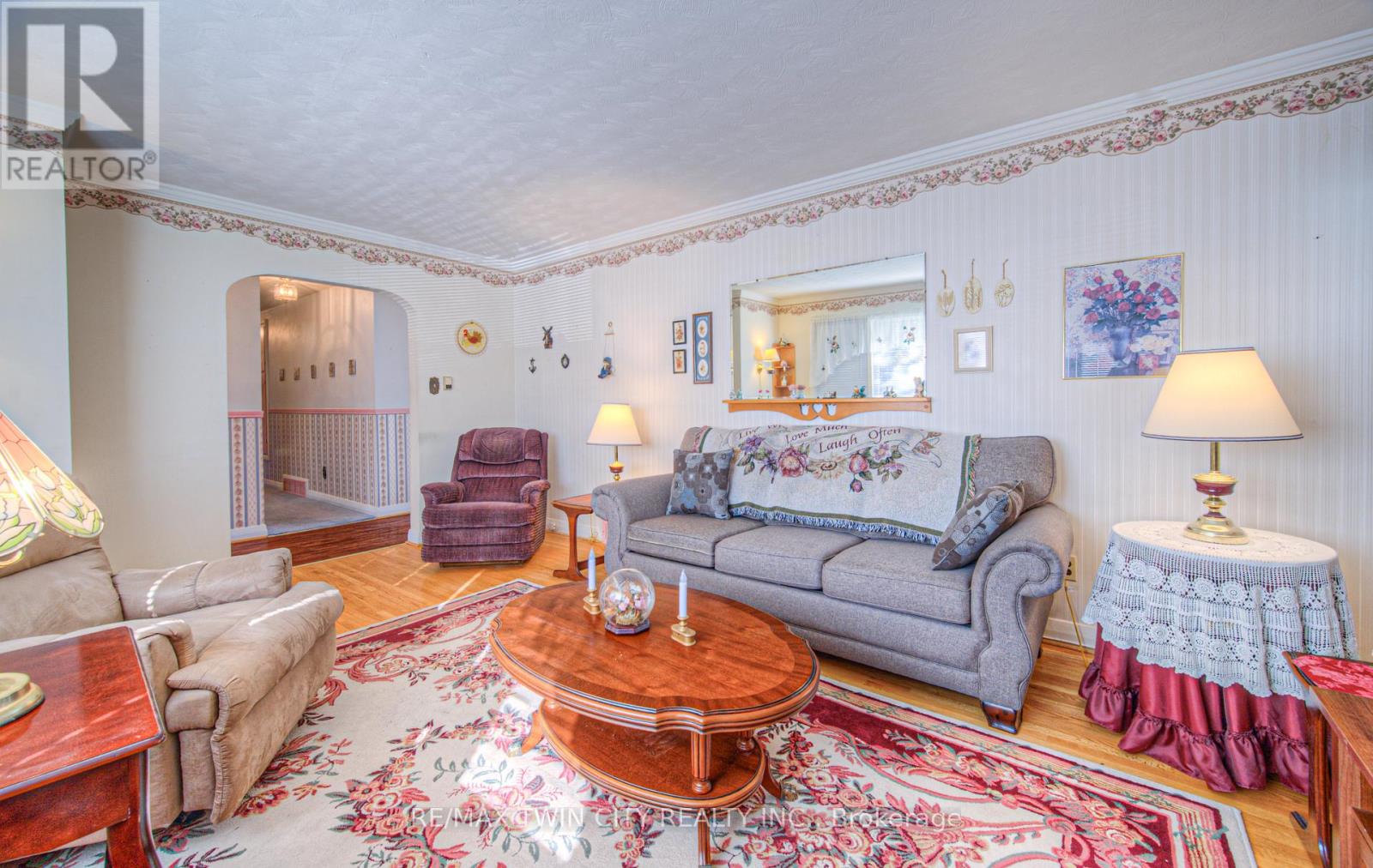 26 Culham Drive, Cambridge, Ontario  N1S 2G8 - Photo 8 - X12475525