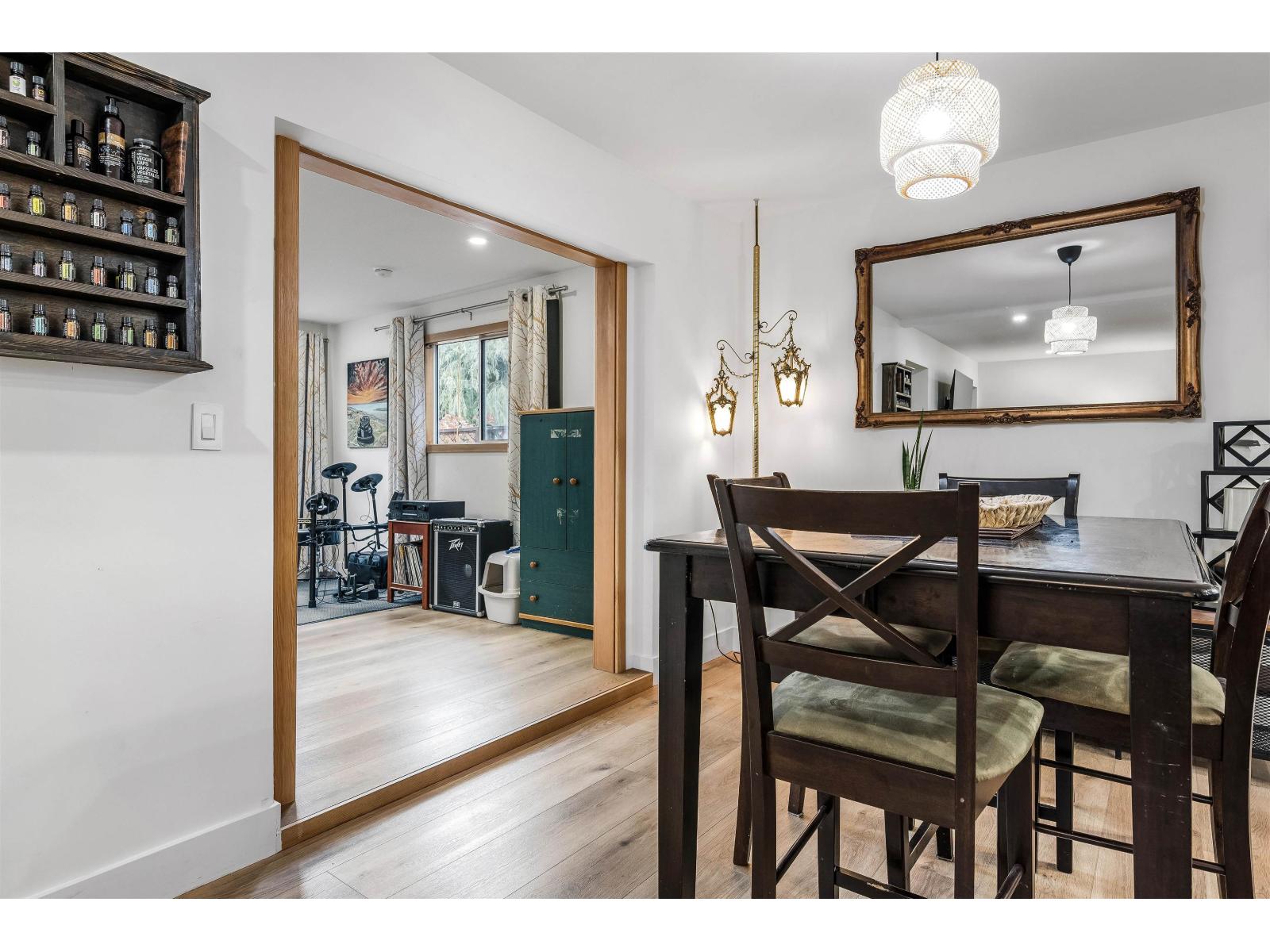 8542 Mccutcheon Avenue, Chilliwack Proper South, Chilliwack, British Columbia  V2P 7K7 - Photo 14 - R3060871