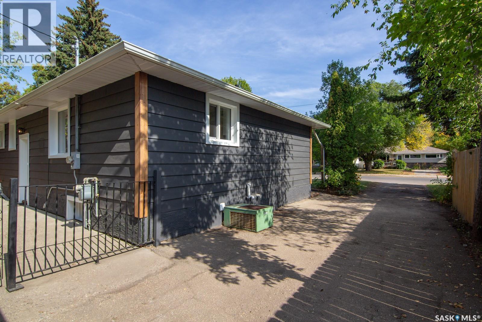 2526 Broadway Avenue, Saskatoon, Saskatchewan  S7J 0Z2 - Photo 37 - SK021473