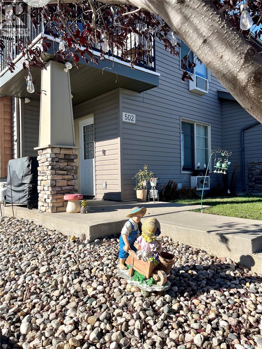 502 700 Battleford Trail, Swift Current, Saskatchewan  S9H 4V9 - Photo 2 - SK021461