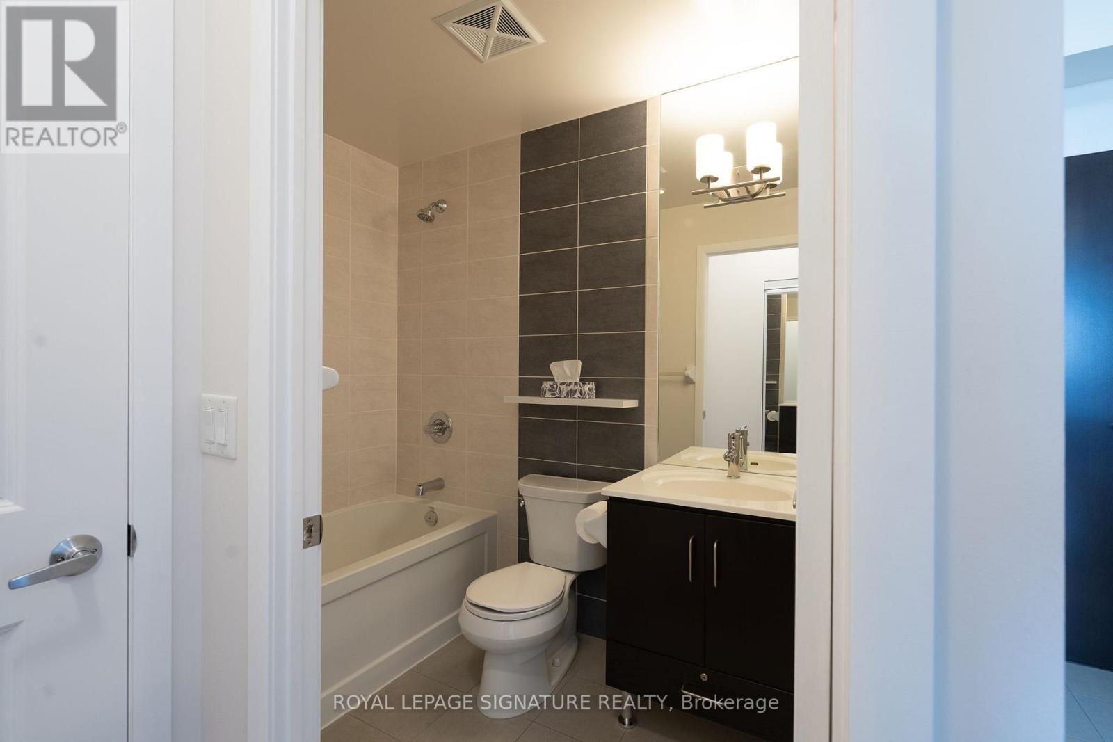 409 - 215 Sherway Gardens Road, Toronto, Ontario  M9C 0A4 - Photo 11 - W12475542