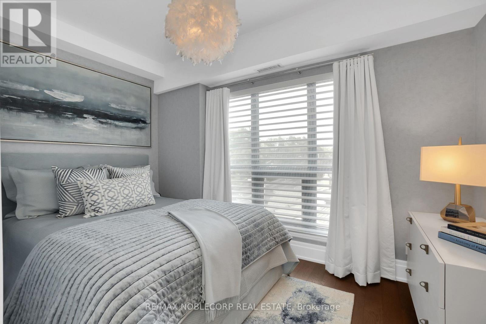 404 - 4 The Kingsway, Toronto (Kingsway South), Ontario  M8X 2T1 - Photo 20 - W12475543