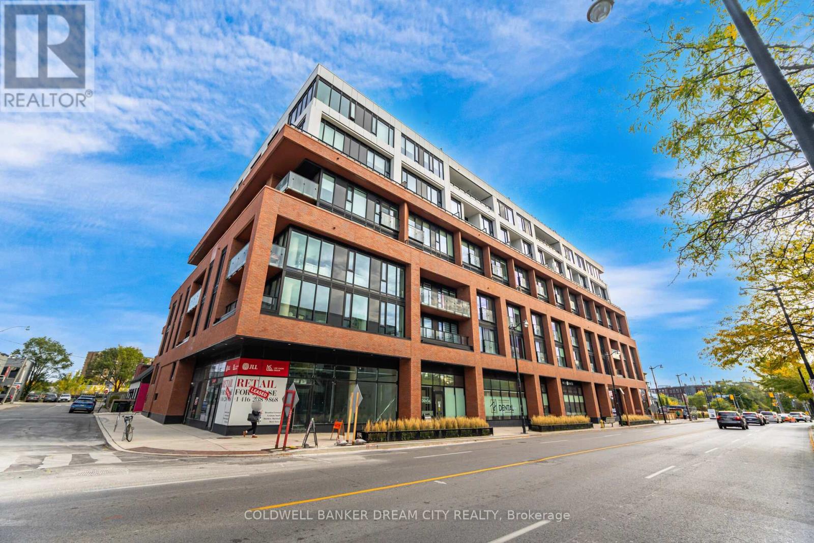 423 - 2720 DUNDAS STREET W, Toronto, Ontario
