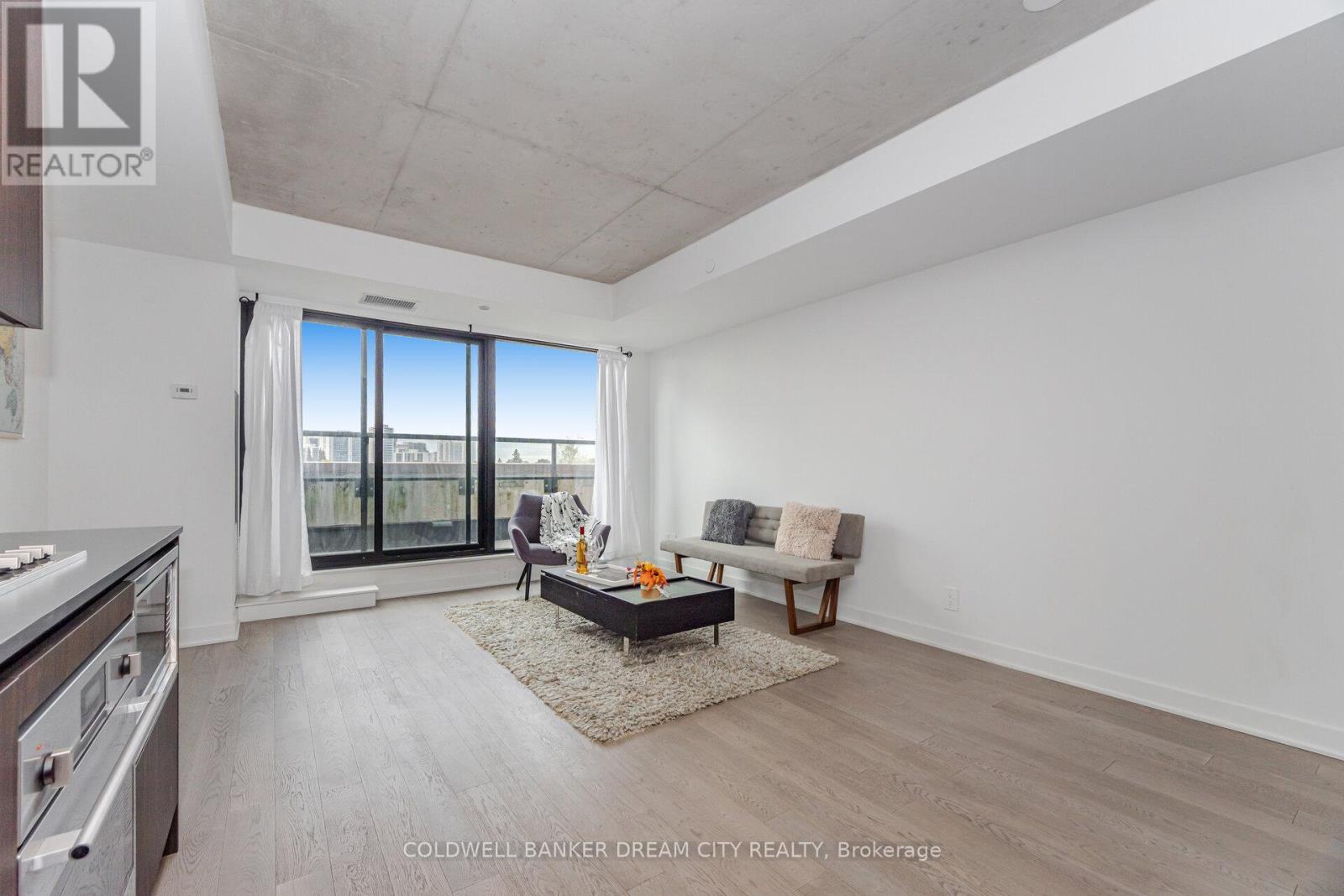 423 - 2720 Dundas Street W, Toronto, Ontario  M6P 1Y2 - Photo 12 - W12475554