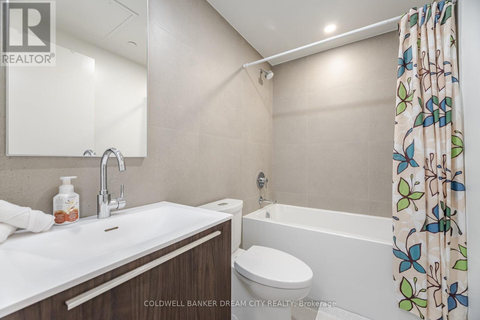 423 - 2720 Dundas Street W, Toronto, Ontario  M6P 1Y2 - Photo 22 - W12475554