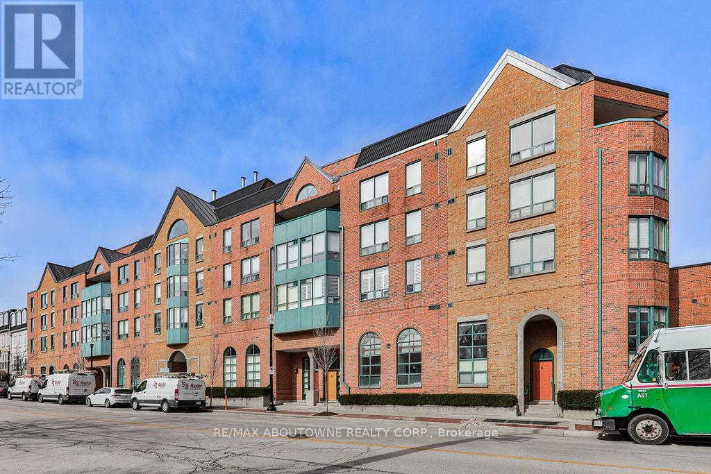 405 - 185 Robinson Street, Oakville, Ontario  L6J 5W7 - Photo 2 - W12475563