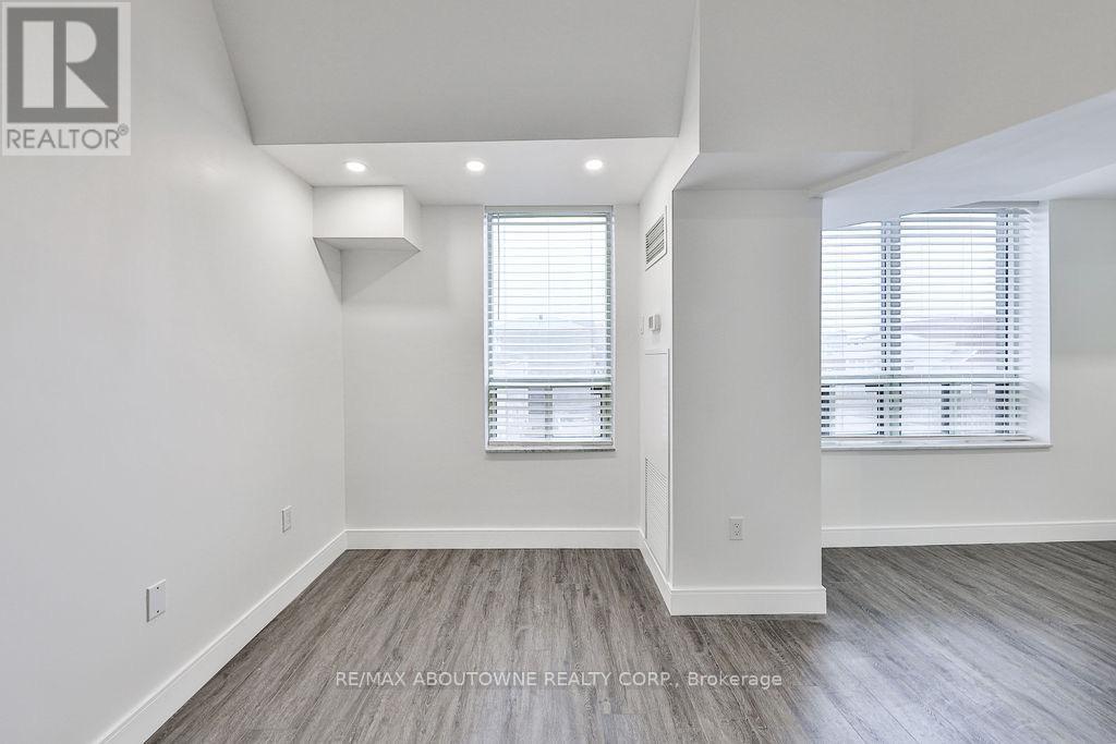 405 - 185 Robinson Street, Oakville, Ontario  L6J 5W7 - Photo 20 - W12475563