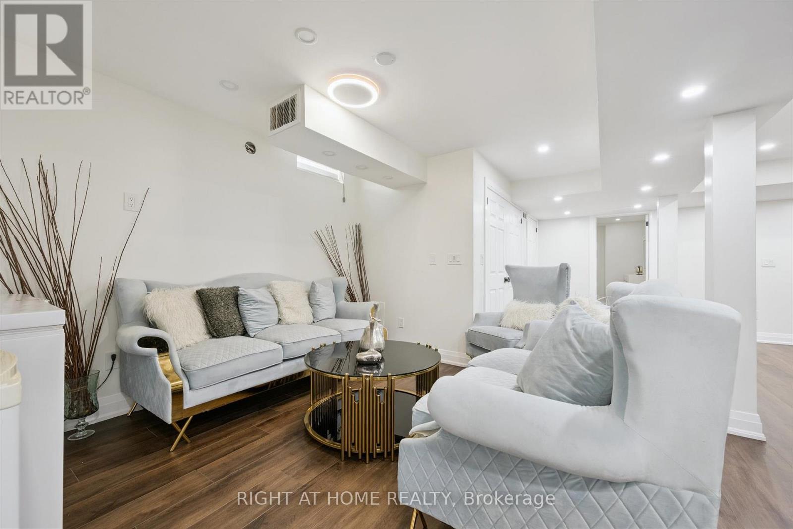 38 Cape Dorset Crescent, Brampton (Sandringham-Wellington), Ontario  L6R 3L2 - Photo 23 - W12475601