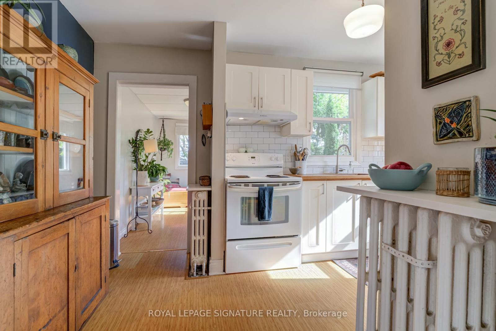 87 Twenty Fourth Street, Toronto, Ontario  M8V 3N7 - Photo 12 - W12475622