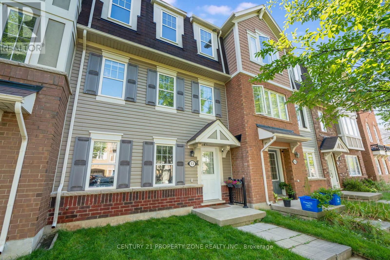 13 PORTSDOWN ROAD, Brampton, Ontario