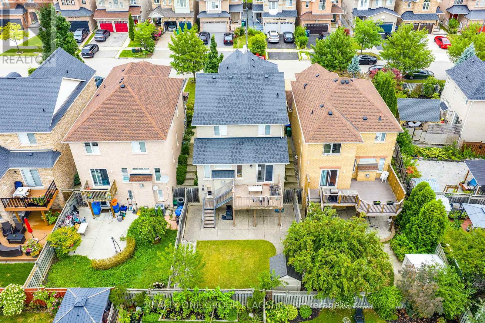 1128 Knotty Pine Grove, Mississauga, Ontario  L5W 1J6 - Photo 48 - W12475641