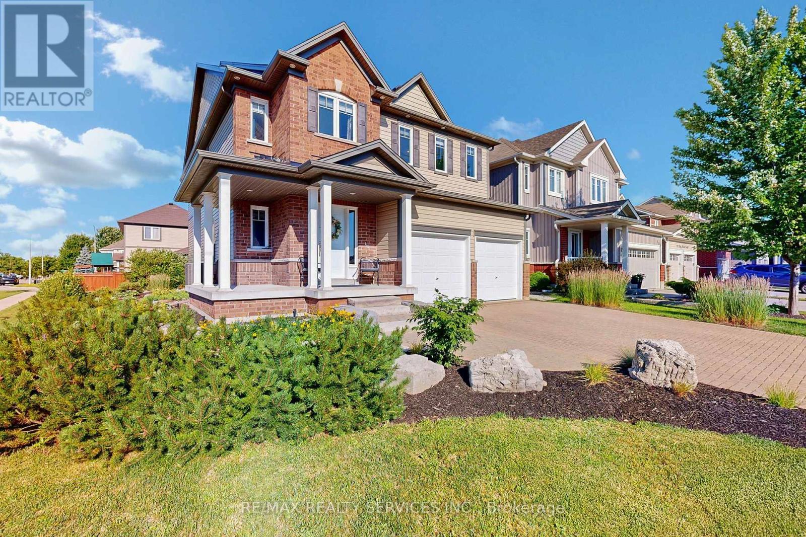 2 Falling Leaf Drive N, Caledon, Ontario  L7C 3Z4 - Photo 32 - W12475653