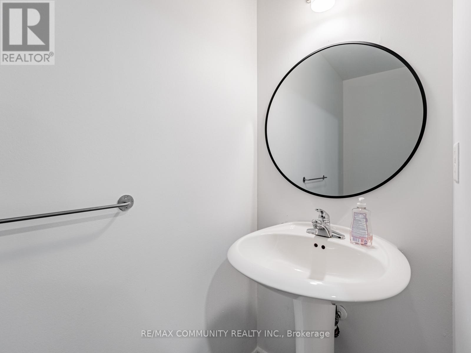 18 Ollie Avenue, Brampton, Ontario  L6X 0M7 - Photo 18 - W12475663