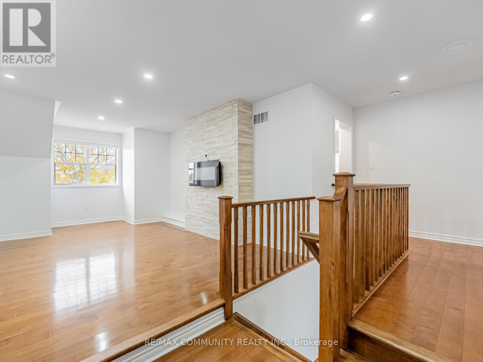 18 Ollie Avenue, Brampton, Ontario  L6X 0M7 - Photo 19 - W12475663