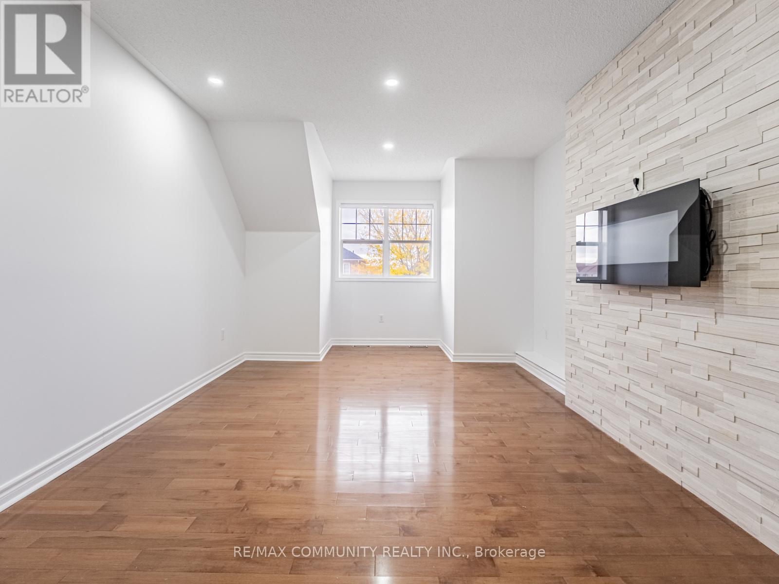 18 Ollie Avenue, Brampton, Ontario  L6X 0M7 - Photo 20 - W12475663
