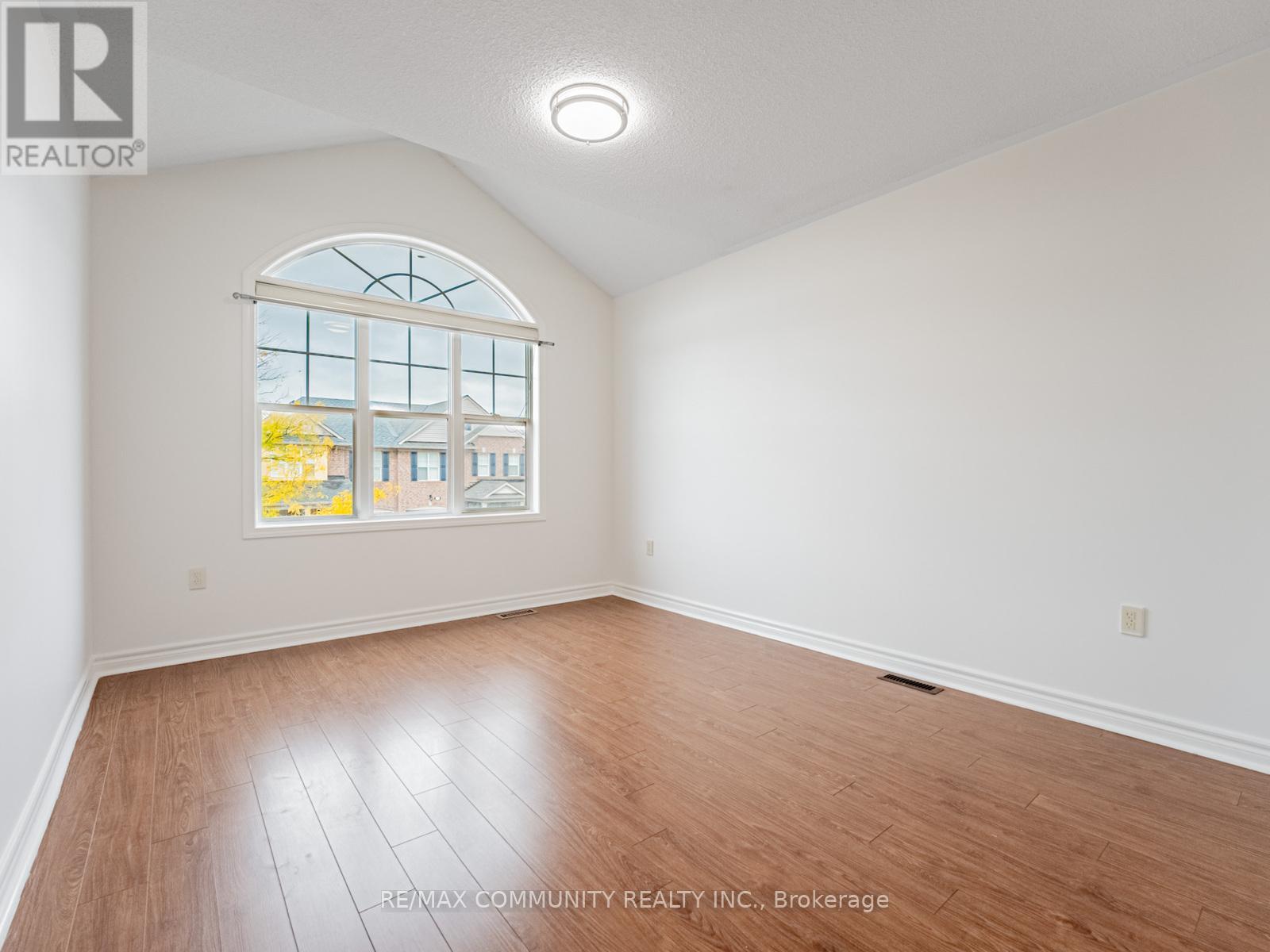 18 Ollie Avenue, Brampton, Ontario  L6X 0M7 - Photo 28 - W12475663
