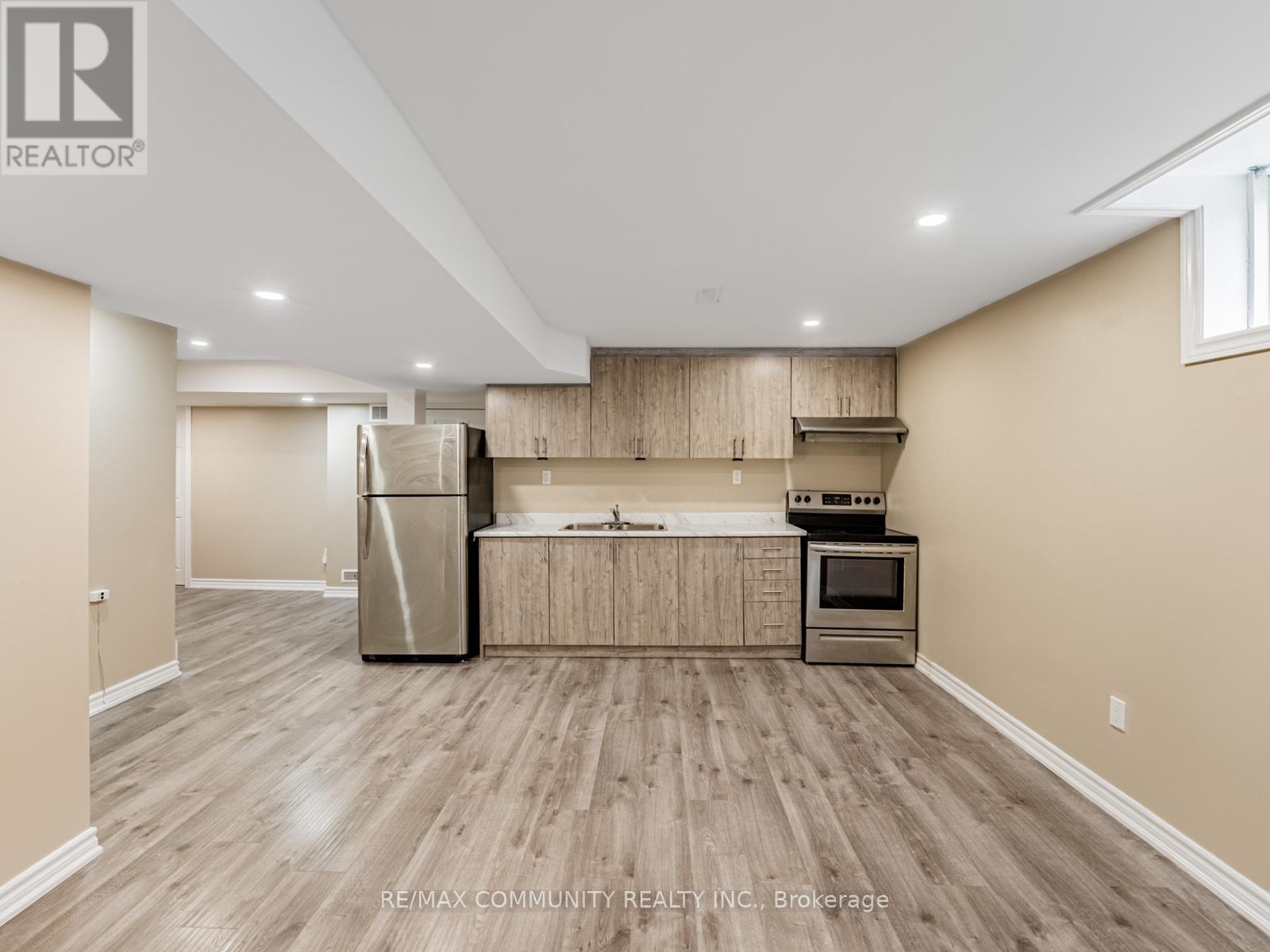18 Ollie Avenue, Brampton, Ontario  L6X 0M7 - Photo 33 - W12475663
