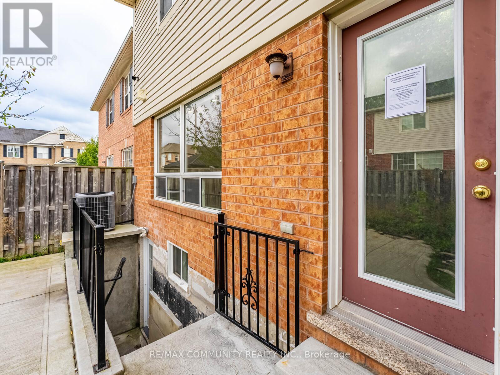 18 Ollie Avenue, Brampton, Ontario  L6X 0M7 - Photo 39 - W12475663