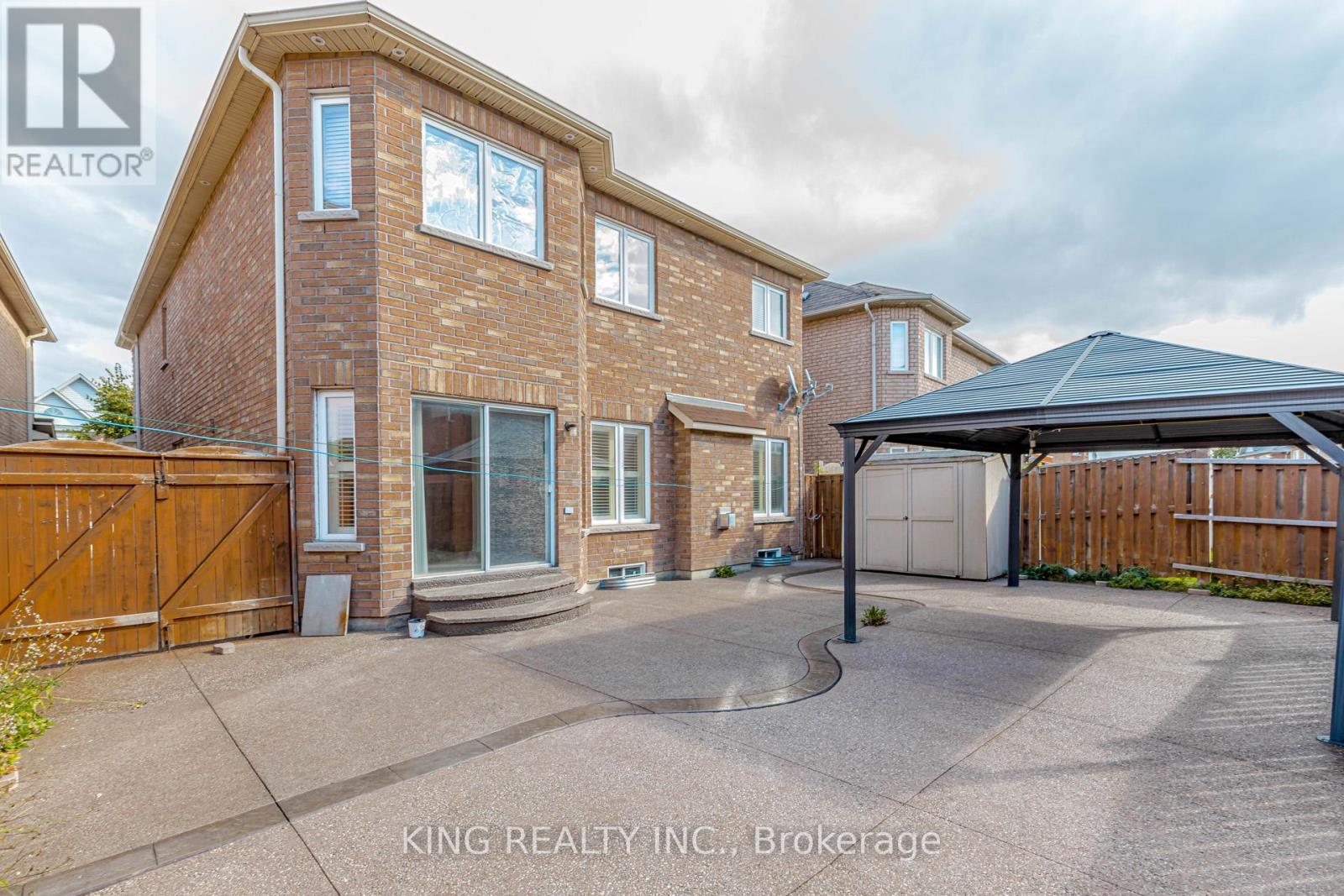 14 Ledgerock Road, Brampton (Bram East), Ontario  L6P 2L7 - Photo 47 - W12475673