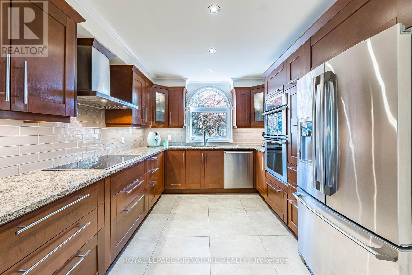 5571 Spangler Drive, Mississauga, Ontario  L5R 3M5 - Photo 18 - W12475678