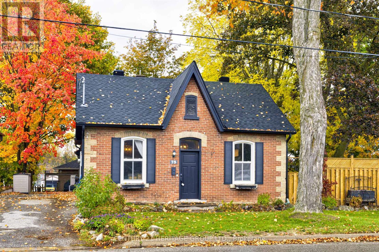 75 JOHN STREET, Orangeville, Ontario