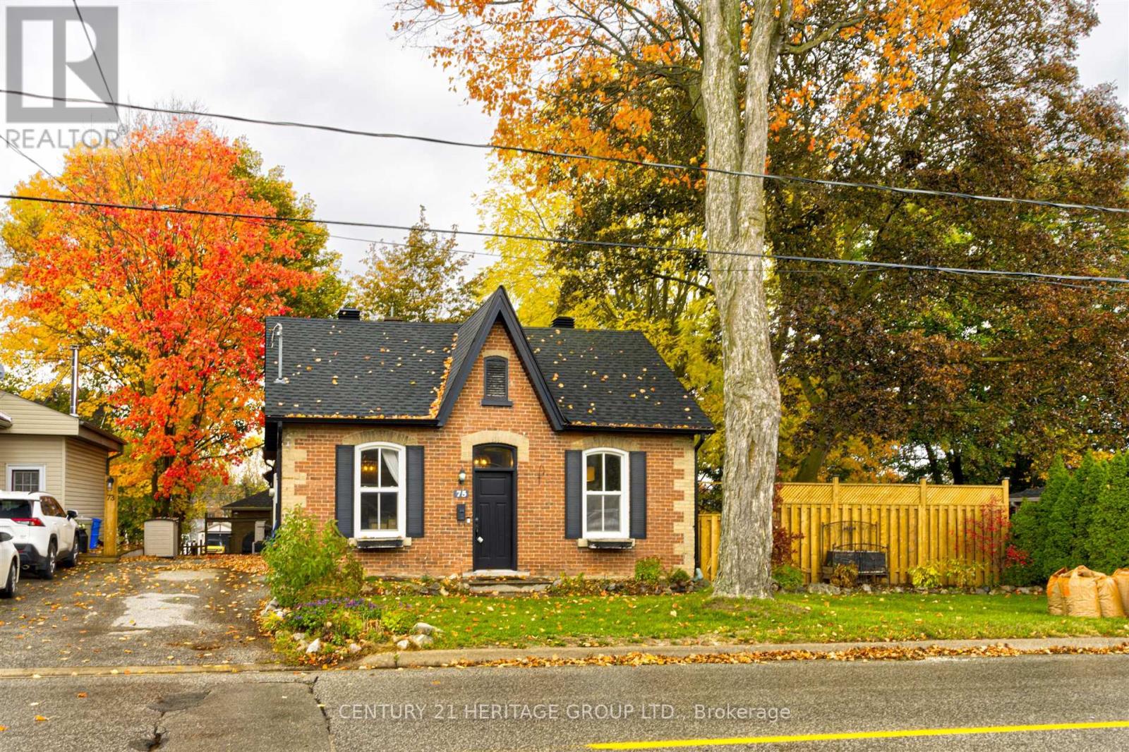 75 John Street, Orangeville, Ontario  L9W 2P7 - Photo 3 - W12475690