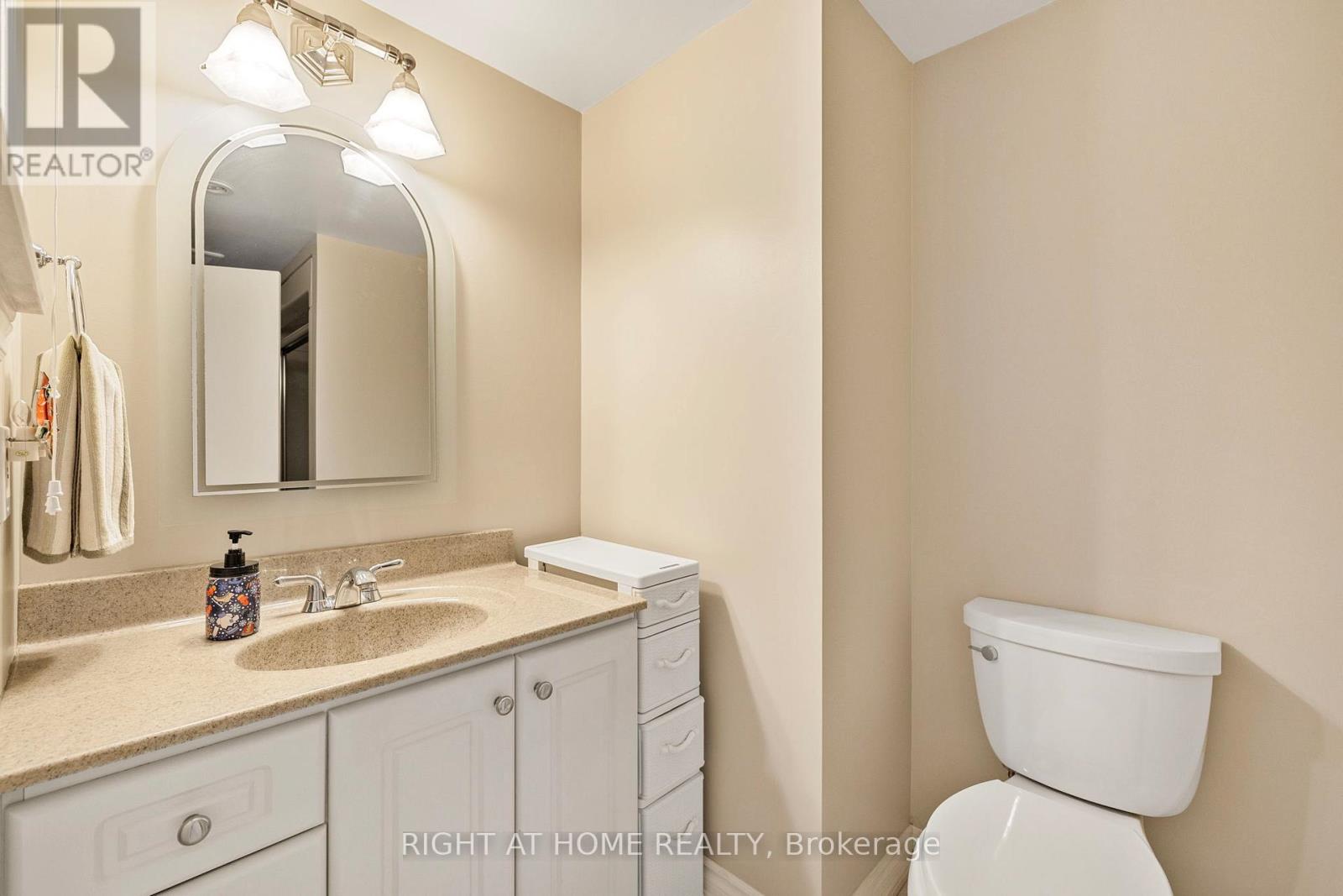 42 Valleyview Road, Brampton (Snelgrove), Ontario  L6Z 4P9 - Photo 33 - W12475700