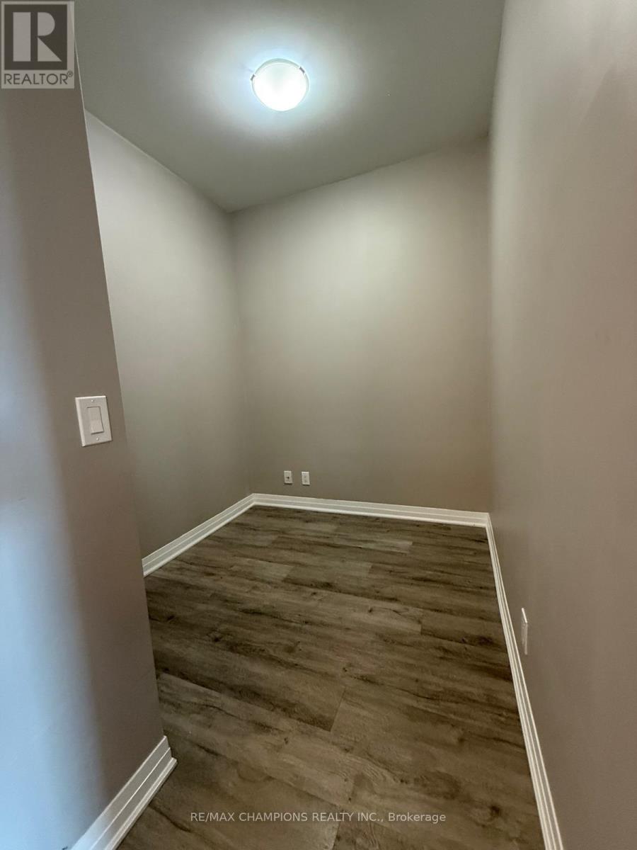 308 - 128 Grovewood Common, Oakville, Ontario  L6H 0X3 - Photo 31 - W12475722