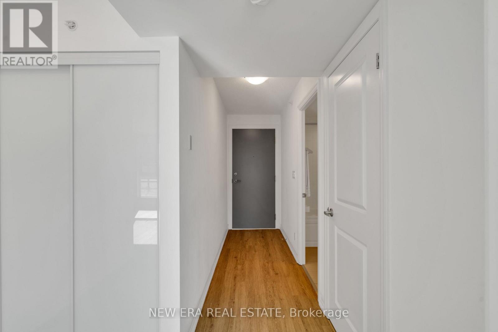 204 - 80 Esther Lorrie Drive, Toronto, Ontario  M9W 0C6 - Photo 4 - W12475759