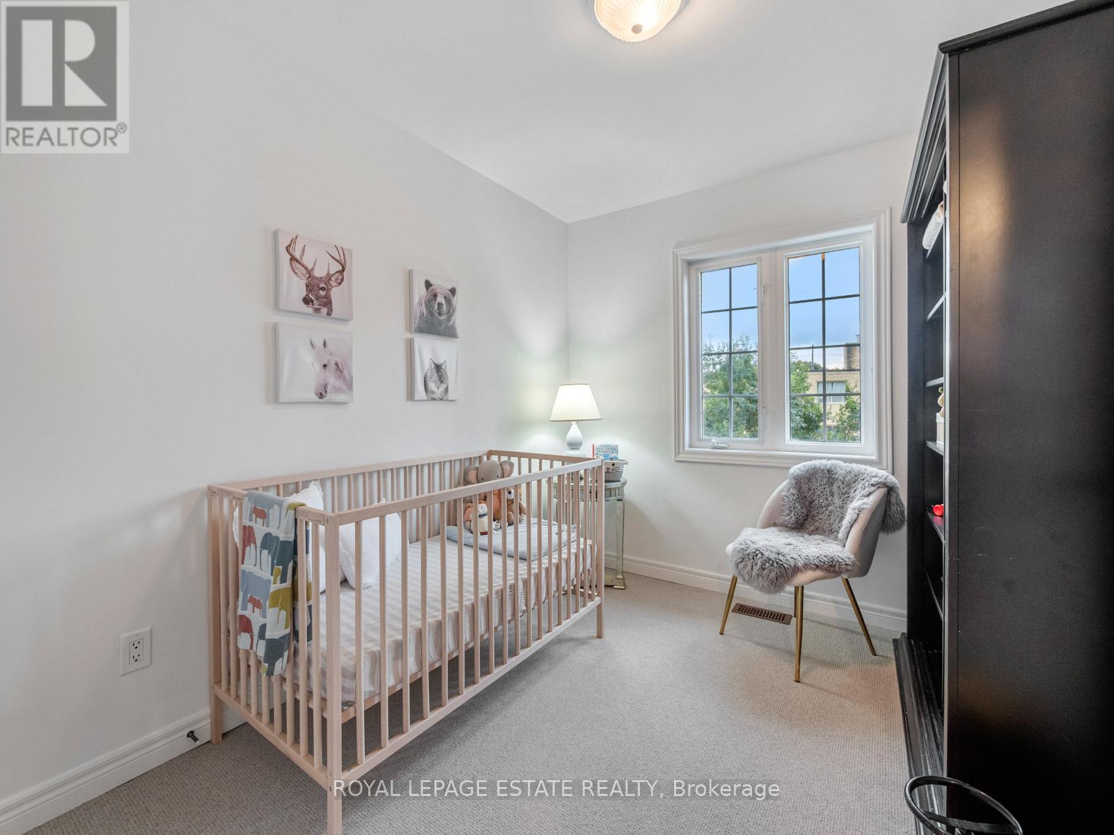 40 Bell Manor Drive, Toronto, Ontario  M8Y 0A4 - Photo 21 - W12475767