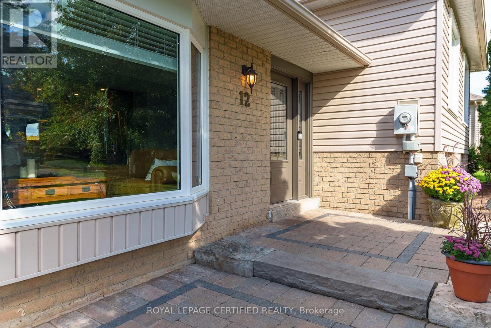 12 Kevinwood Drive, Caledon, Ontario  L7K 0Z1 - Photo 5 - W12475799