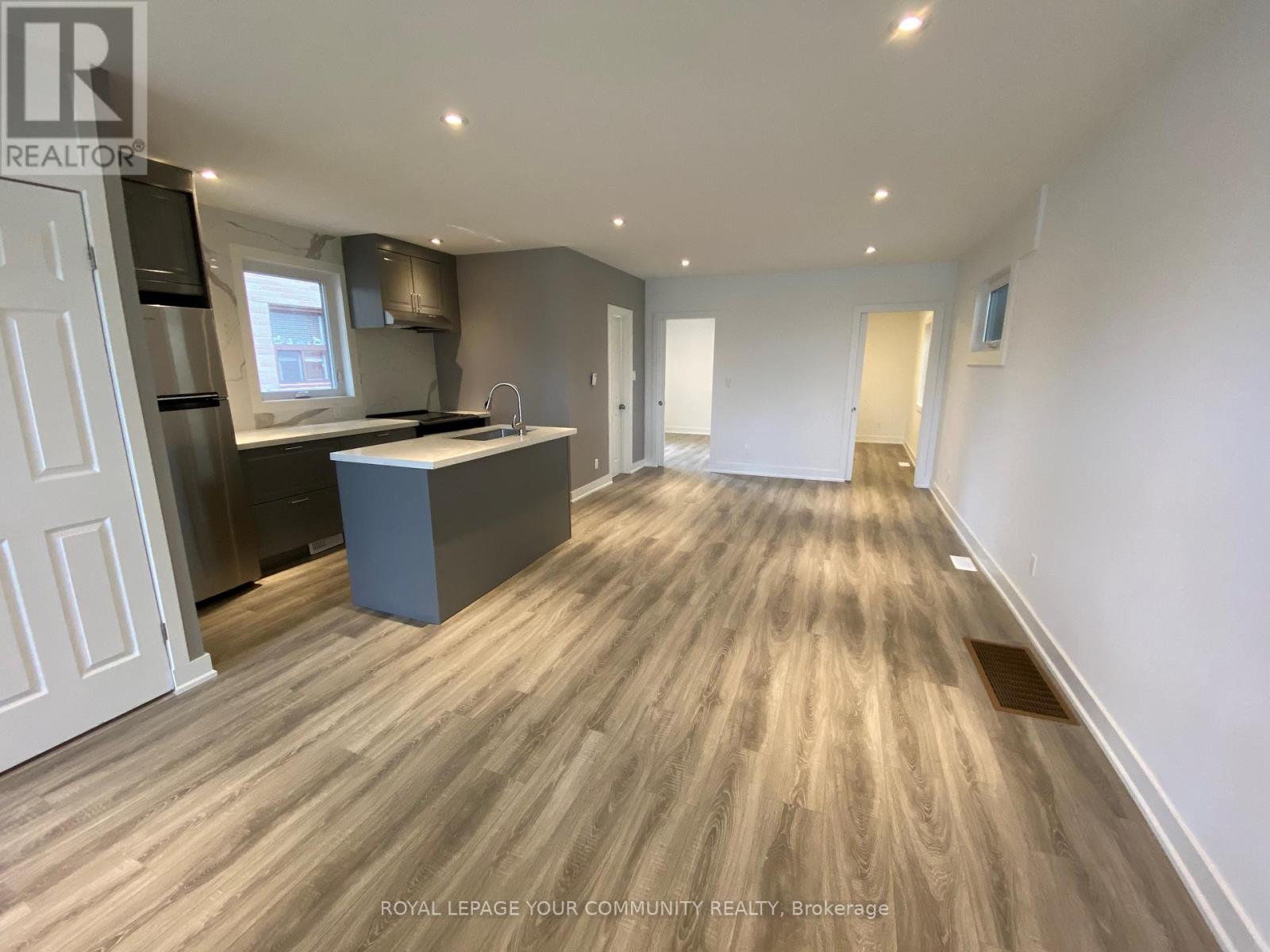 172 Times Rd Main Fl Road, Toronto, Ontario  M6B 3M6 - Photo 2 - W12475838