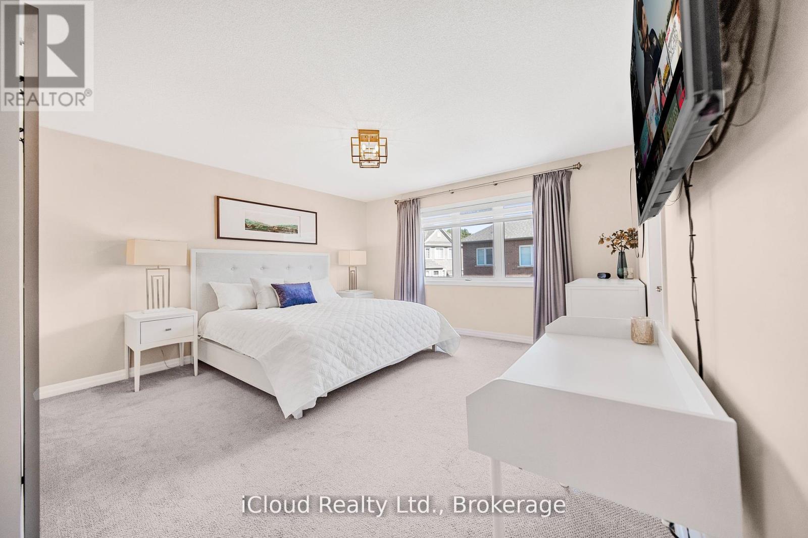 3327 Erasmum Street, Oakville (Go Glenorchy), Ontario  L6M 4J9 - Photo 15 - W12475860