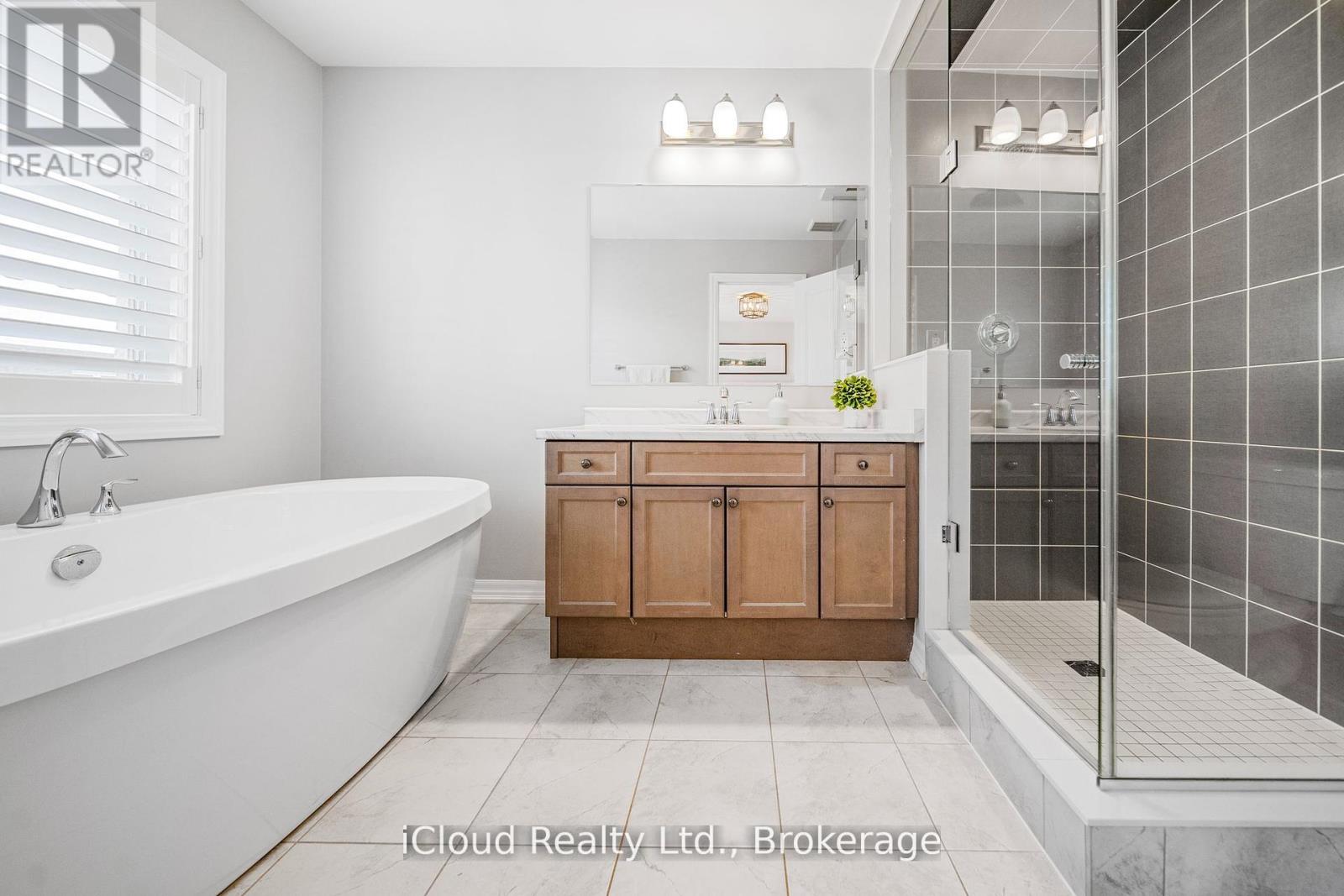 3327 Erasmum Street, Oakville (Go Glenorchy), Ontario  L6M 4J9 - Photo 18 - W12475860