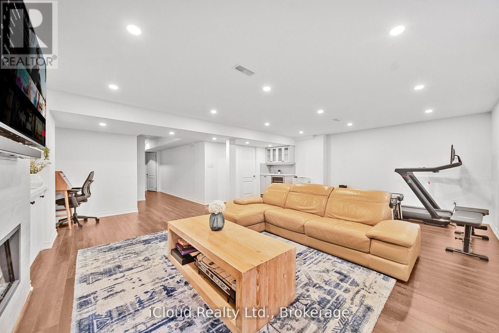 3327 Erasmum Street, Oakville (Go Glenorchy), Ontario  L6M 4J9 - Photo 28 - W12475860