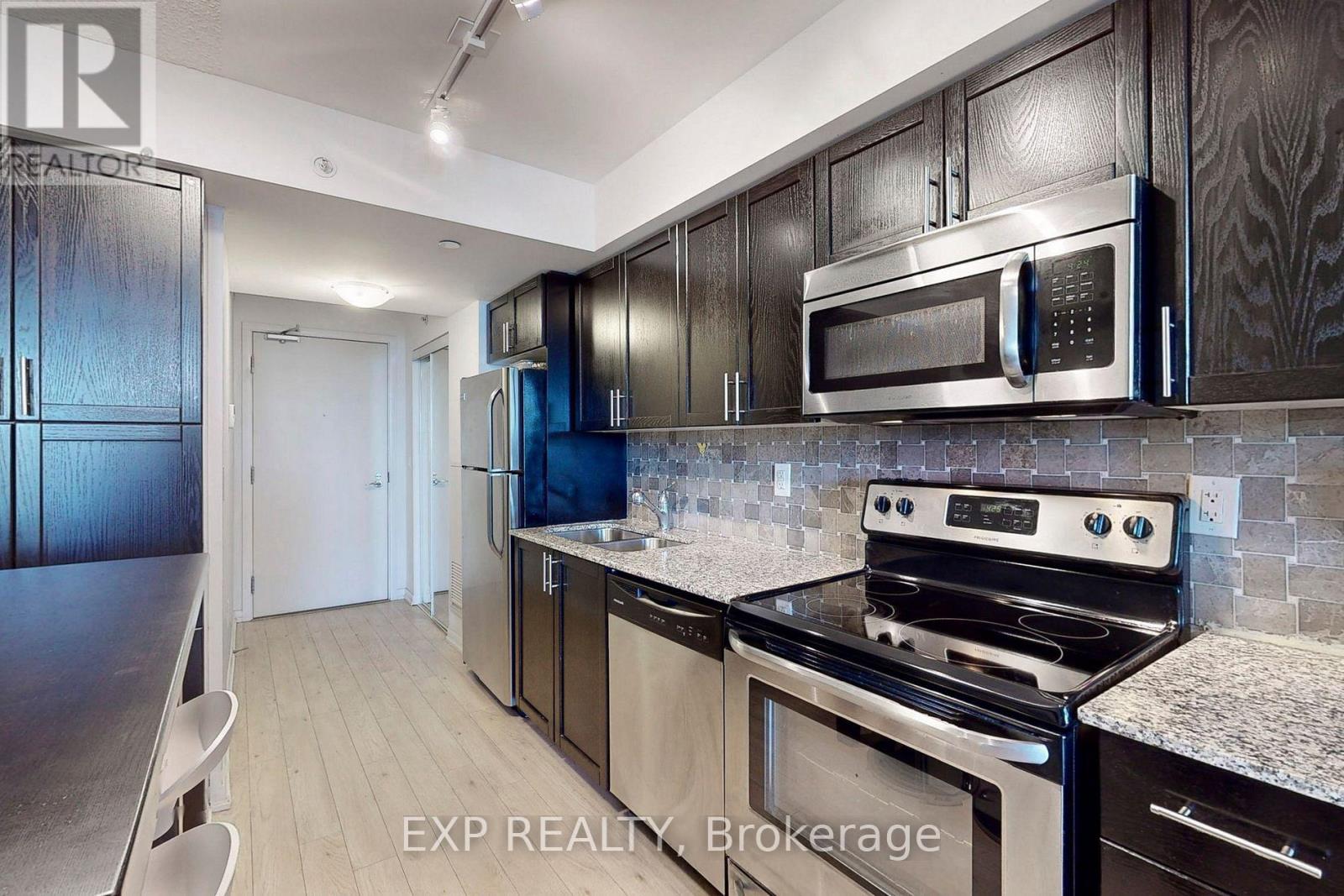 438 - 36 Via Bagnato, Toronto, Ontario  M6A 0B7 - Photo 6 - W12475877