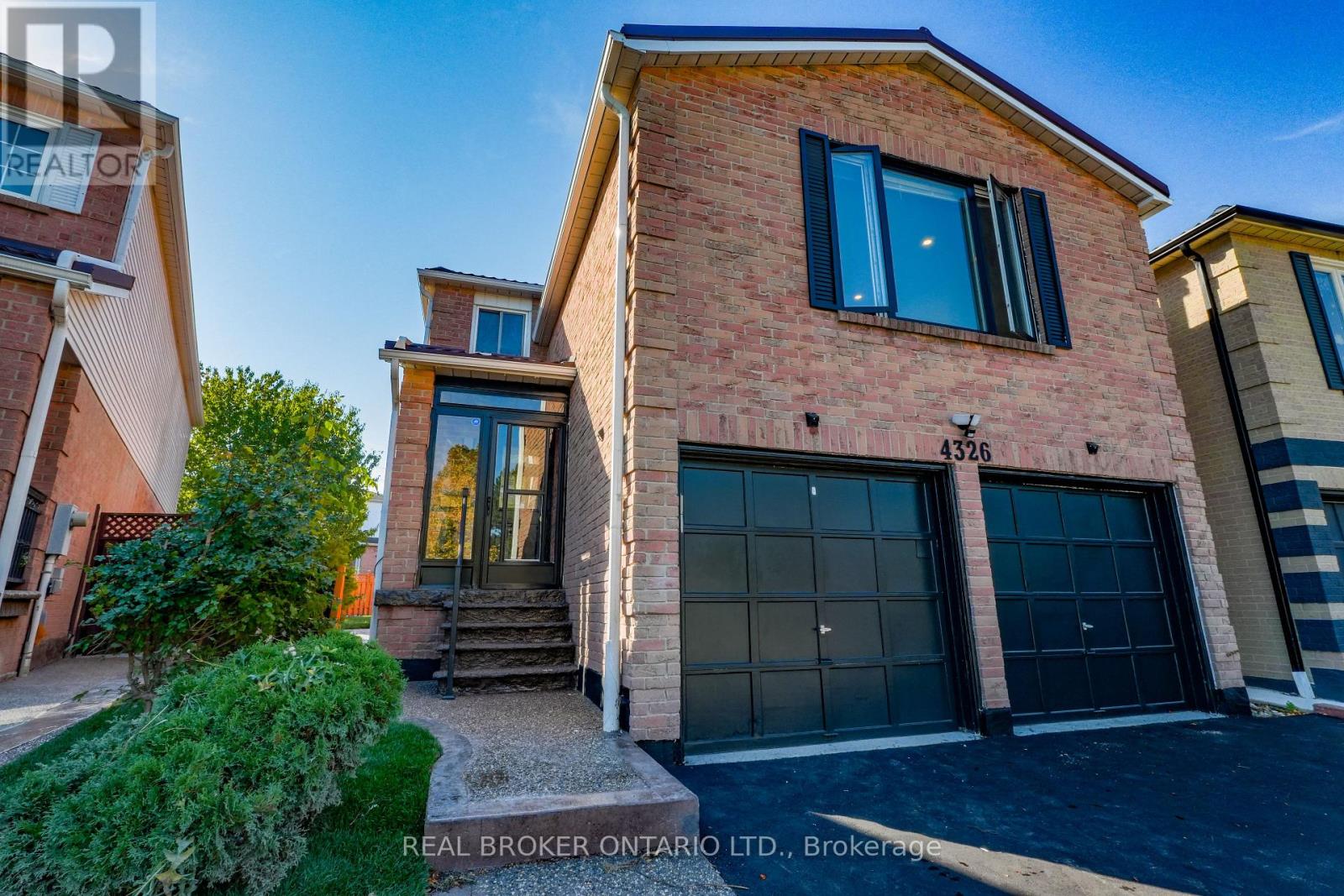 4326 WATERFORD CRESCENT, Mississauga, Ontario