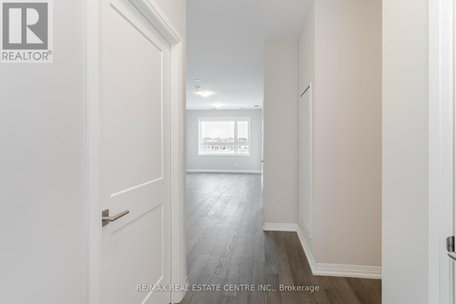 204 - 3265 Carding Mill Trail, Oakville, Ontario  L6M 5P7 - Photo 6 - W12475883