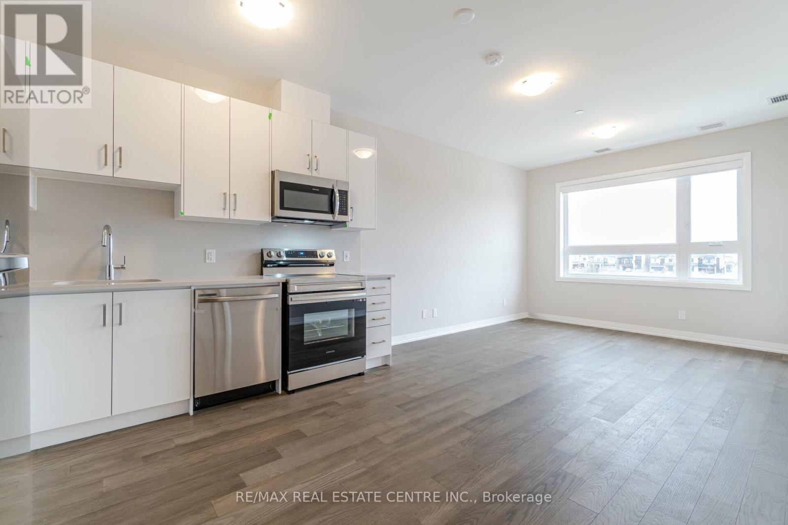 204 - 3265 Carding Mill Trail, Oakville, Ontario  L6M 5P7 - Photo 7 - W12475883