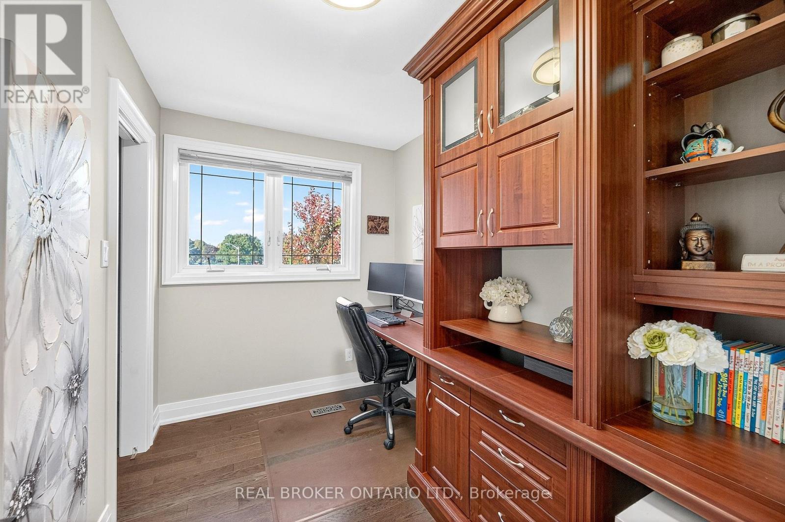 10 Essex Place, Brampton, Ontario  L6T 2A6 - Photo 28 - W12475898