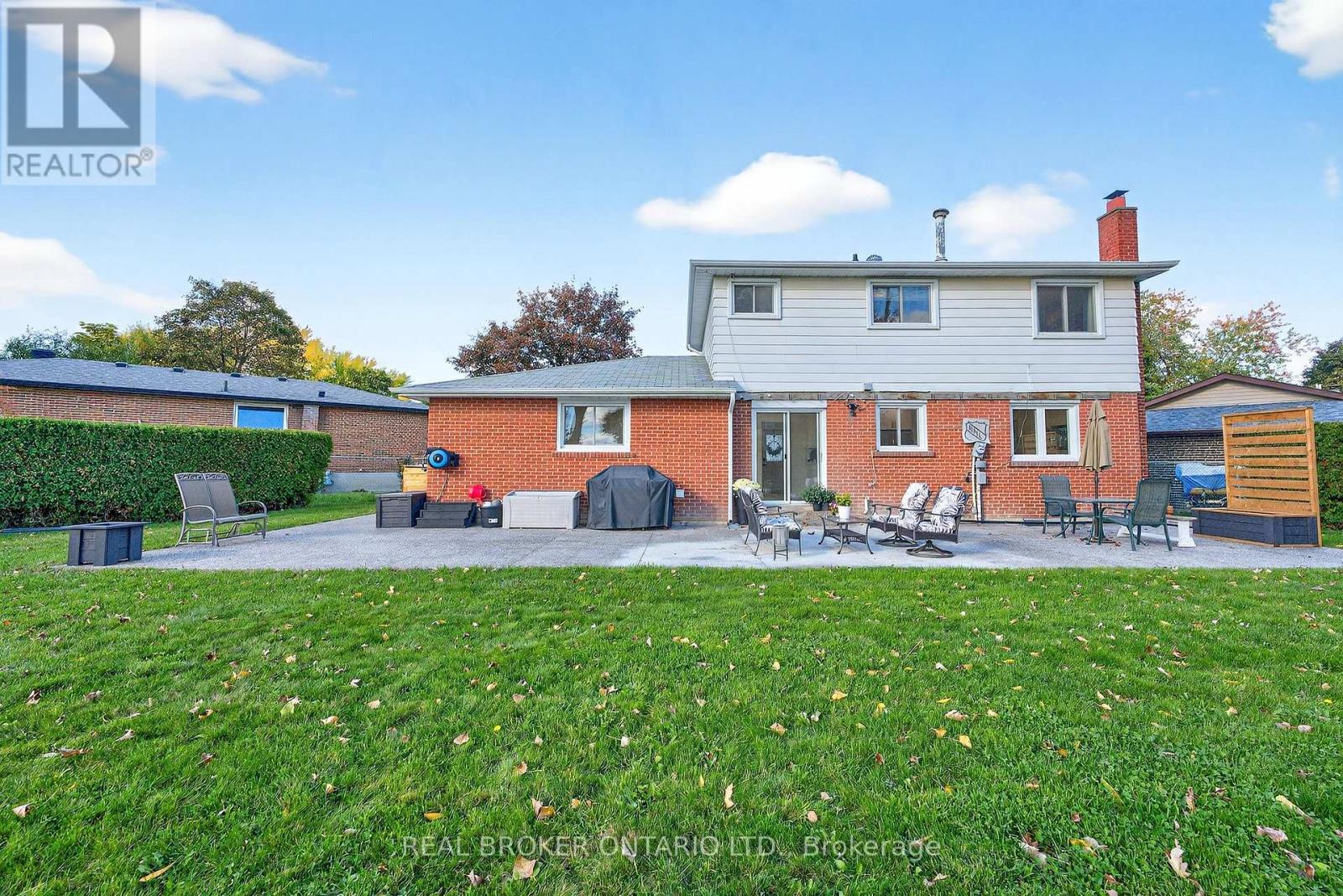 10 Essex Place, Brampton, Ontario  L6T 2A6 - Photo 45 - W12475898