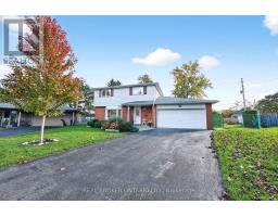 10 ESSEX PLACE, Brampton, Ontario