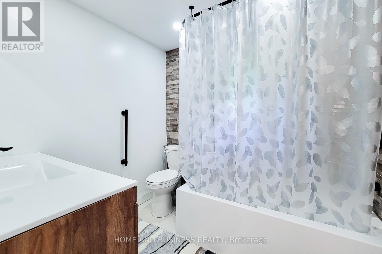 622 Braemore Road, Burlington, Ontario  L7N 3E5 - Photo 21 - W12475915