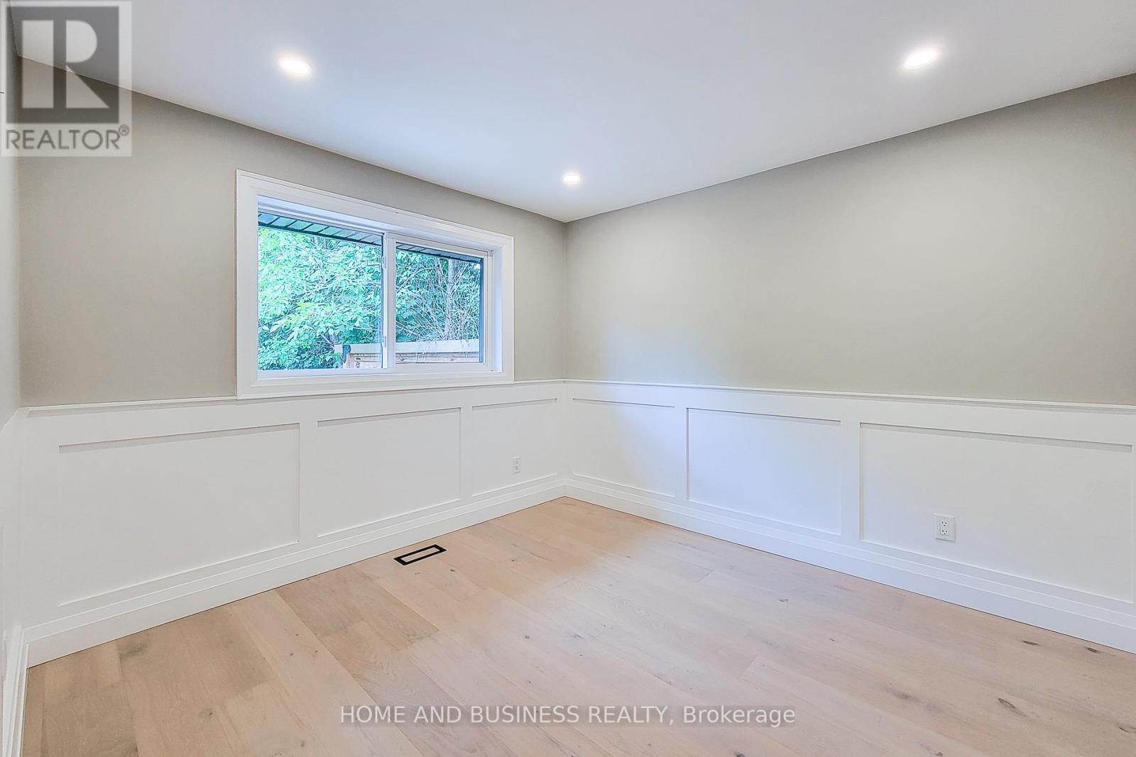 622 Braemore Road, Burlington, Ontario  L7N 3E5 - Photo 23 - W12475915